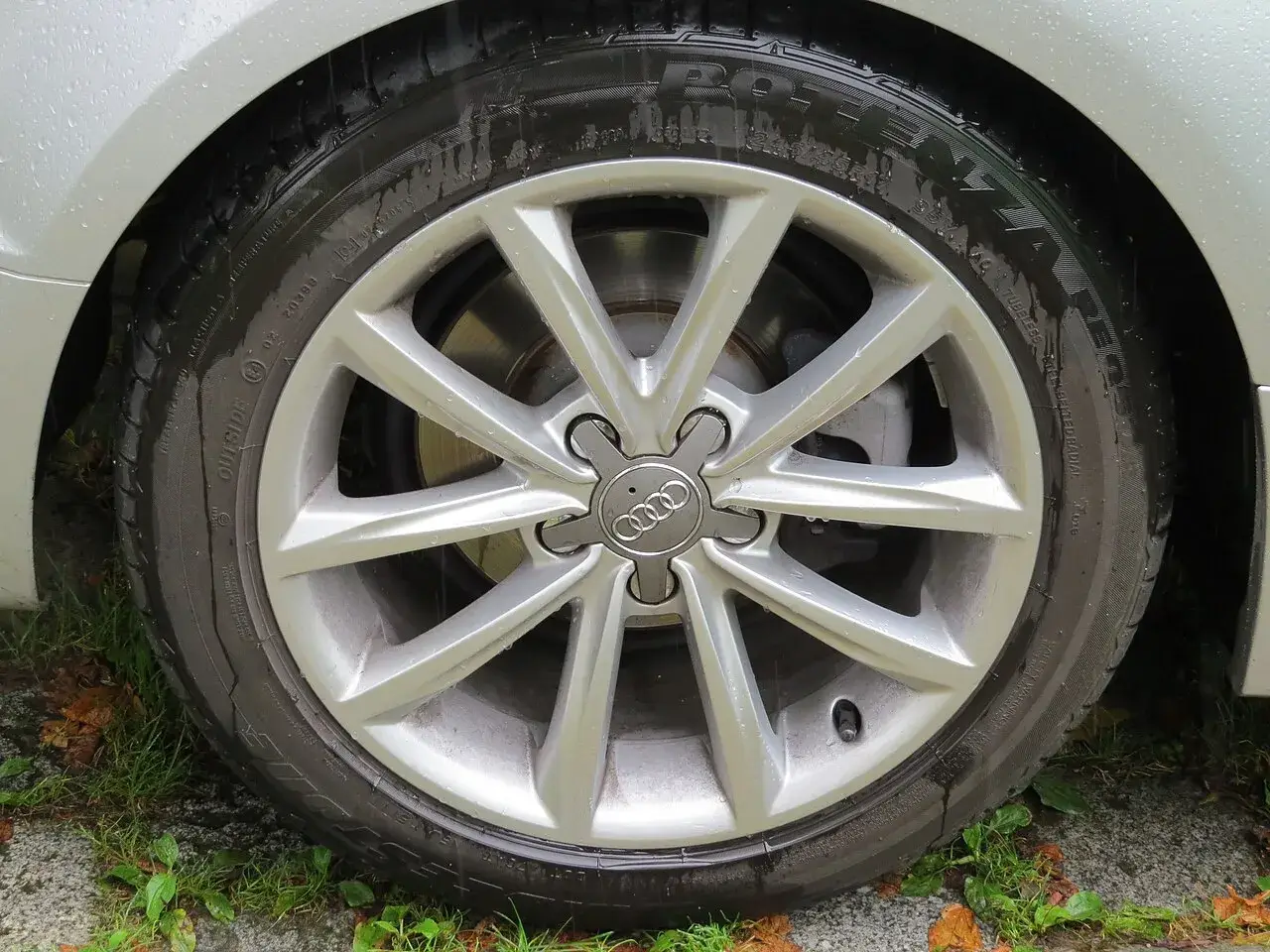 Bridgestone Potenza RE050A 245/45 R17 tyre on a car wheel