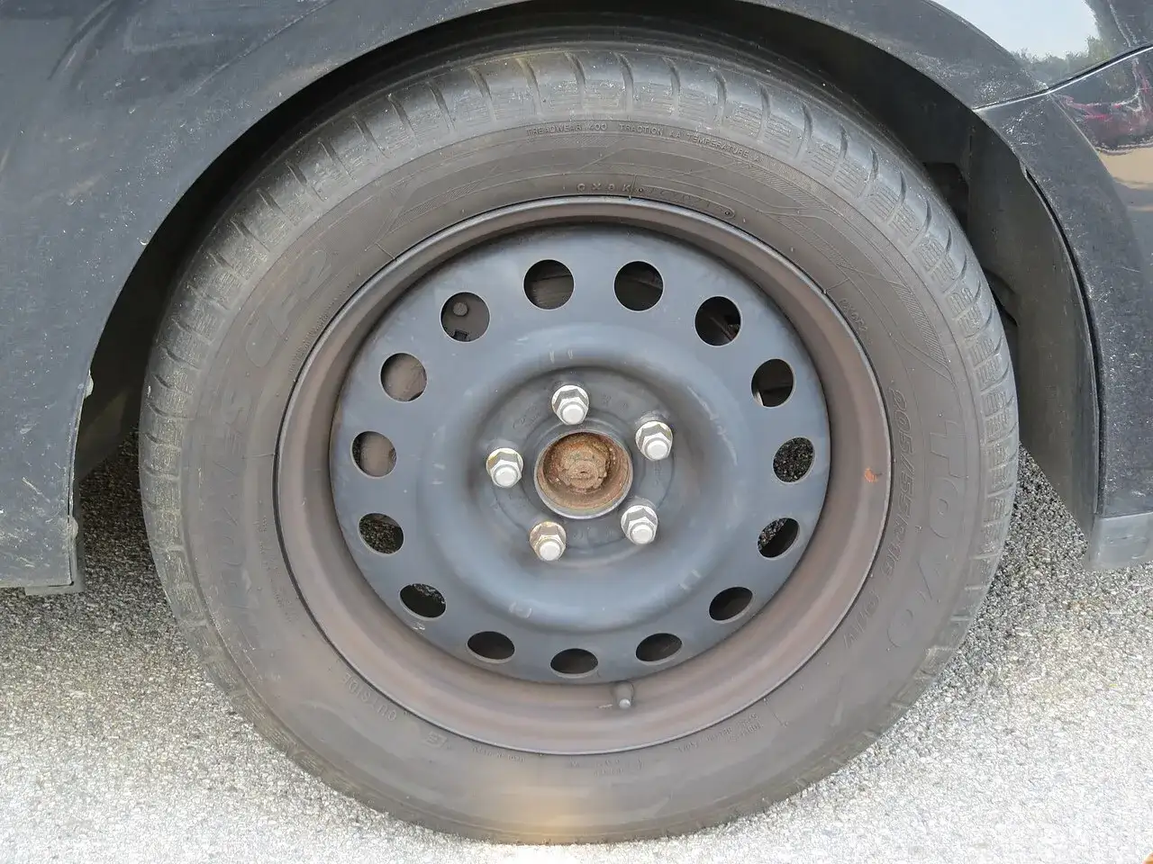 Toyo Proxes CF2 205/55 R16 tyre on a car wheel