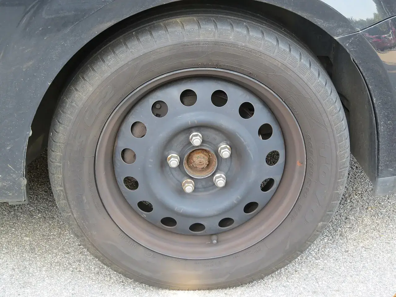 Toyo Proxes CF2 205/55 R16 tyre on a car wheel