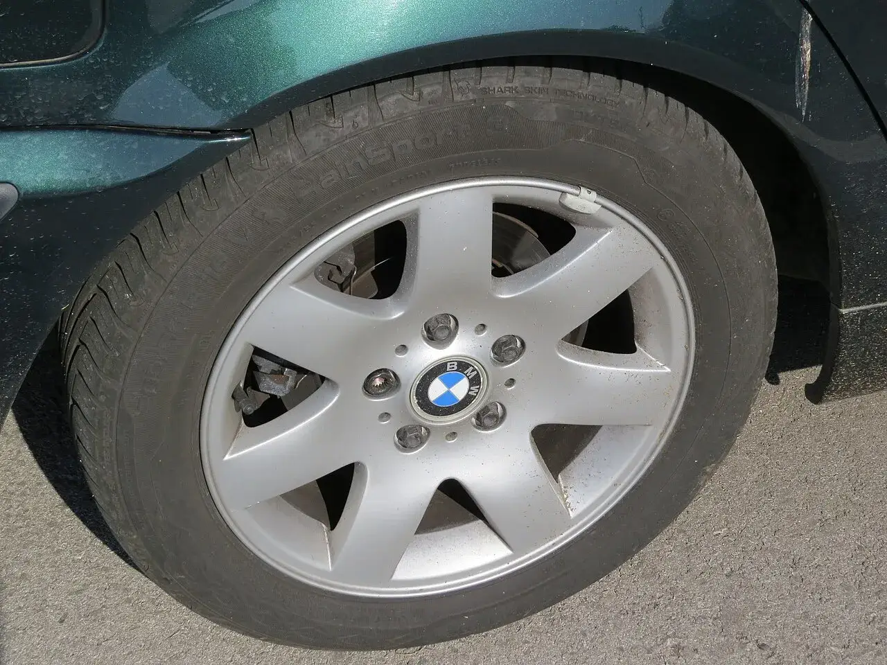 Uniroyal RainSport 3 205/65 R16 tyre on a car wheel